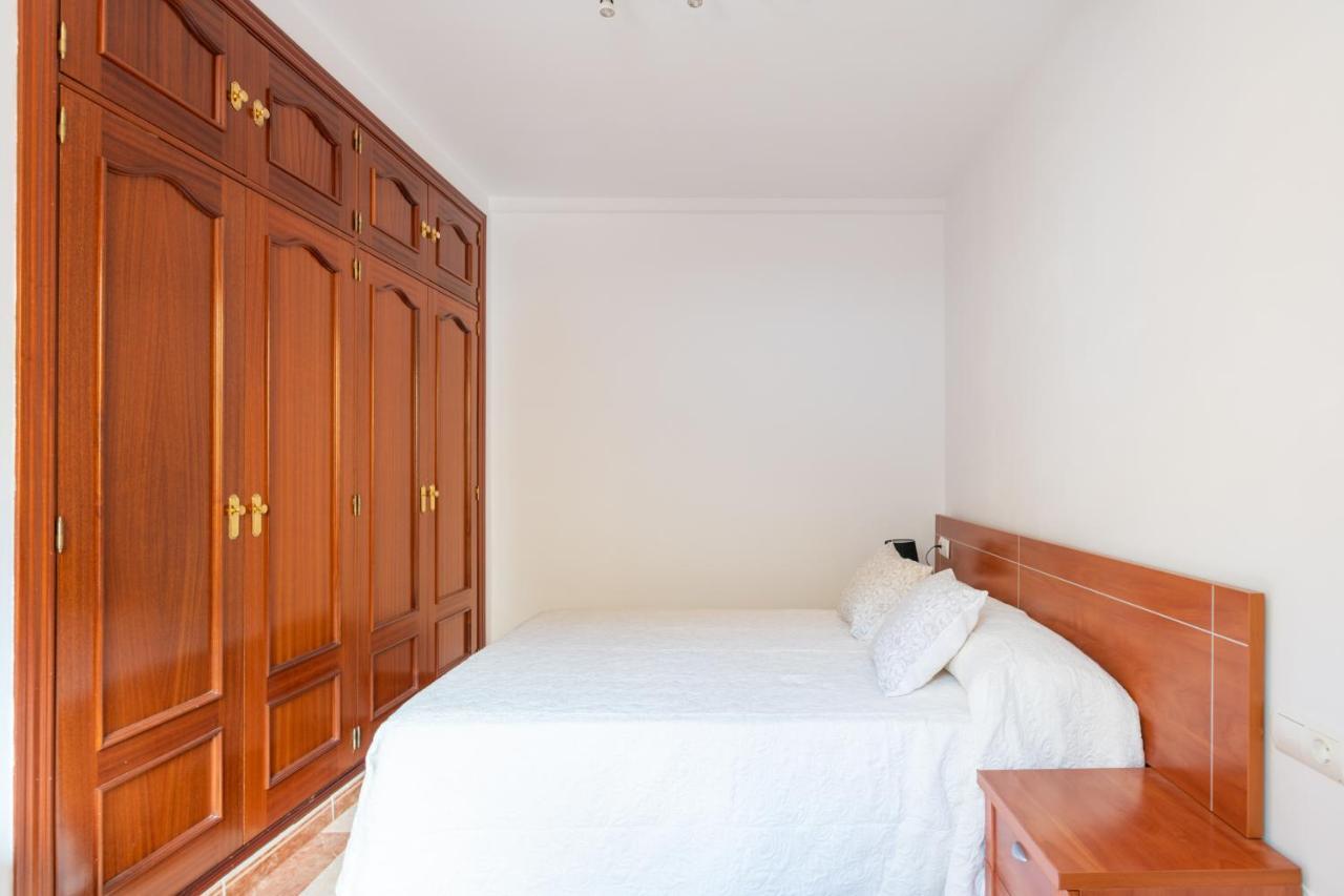Renthas Pedregalejo Beach Apartments Málaga Exterior foto